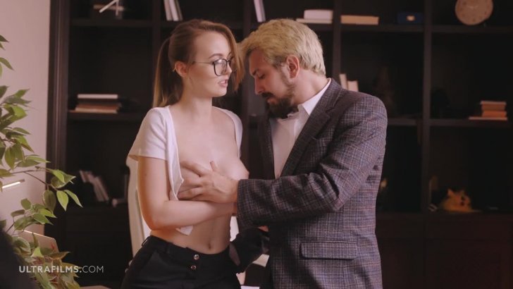 Отличницы тоже бывают нимфоманками
